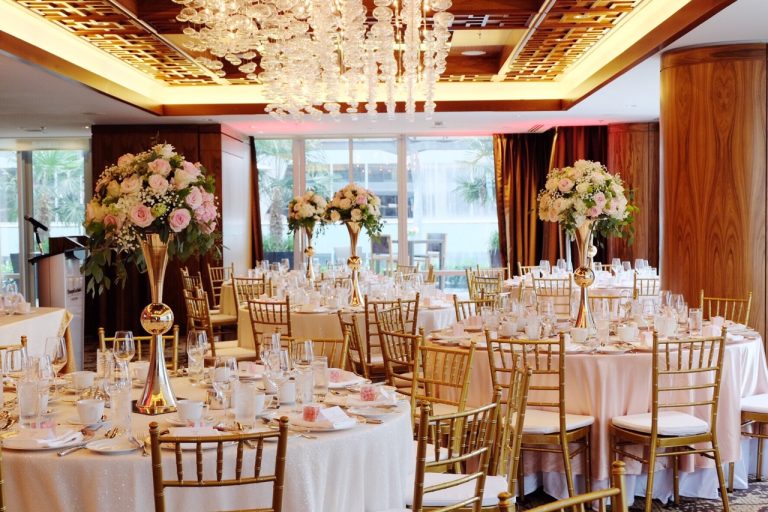 Beautiful event setup with chiavari chairs